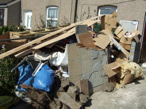 Recycling process in a modern waste management facility